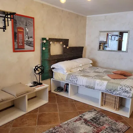 Valle Cicala 度假居 *